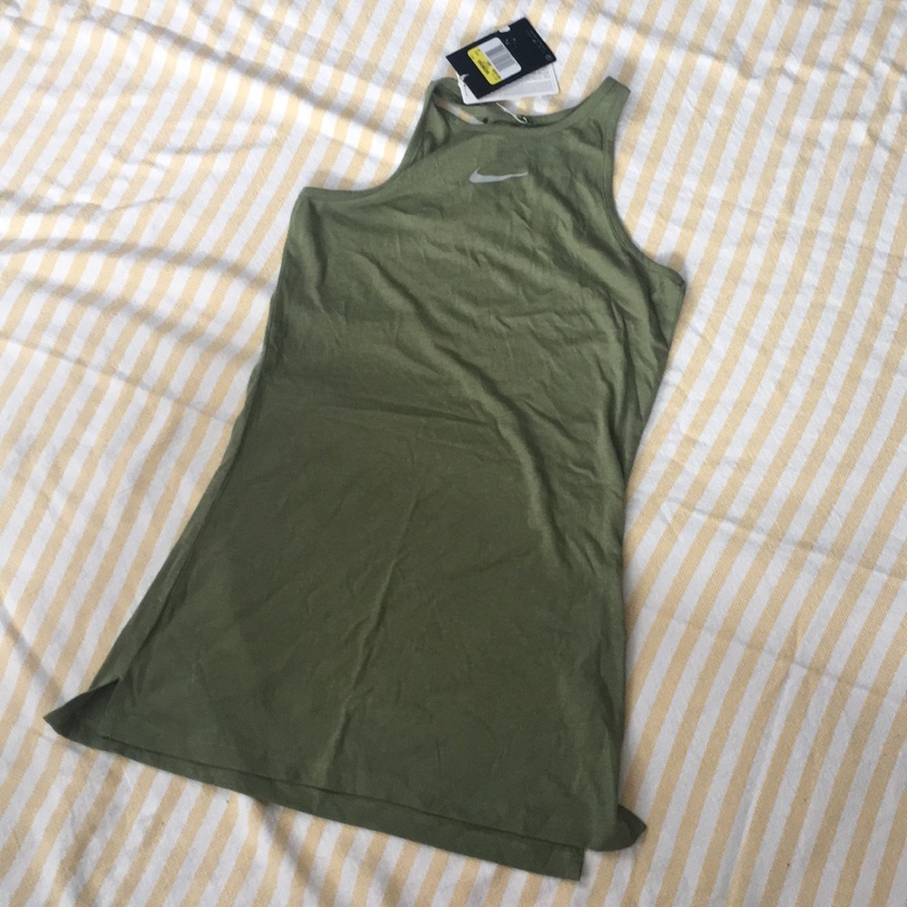 NWT Nike golf racer back workout tank